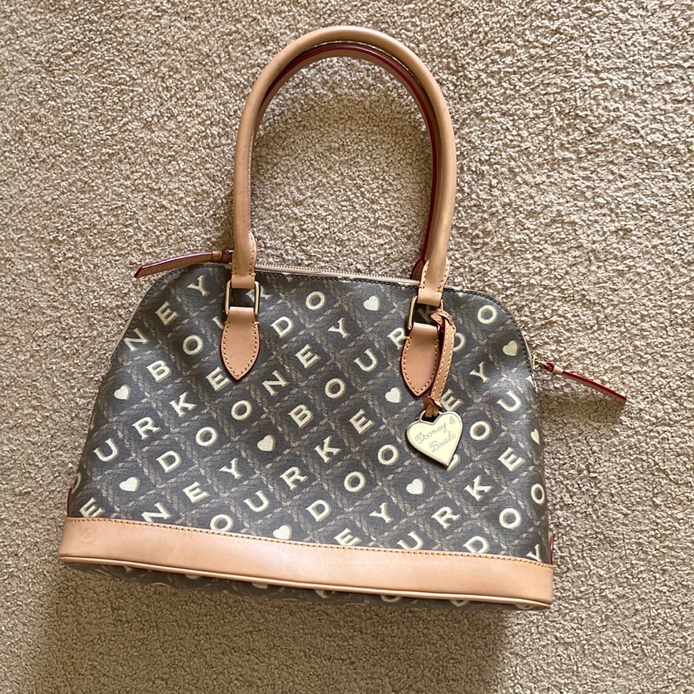 Dooney & Bourke purse